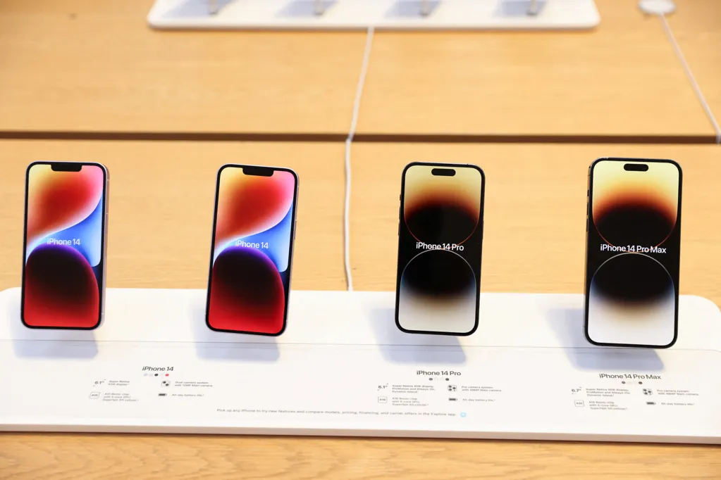 apple pay being used at store